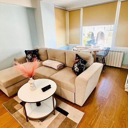 Appartement Piata Ovidiu 14 à Constanţa Extérieur photo